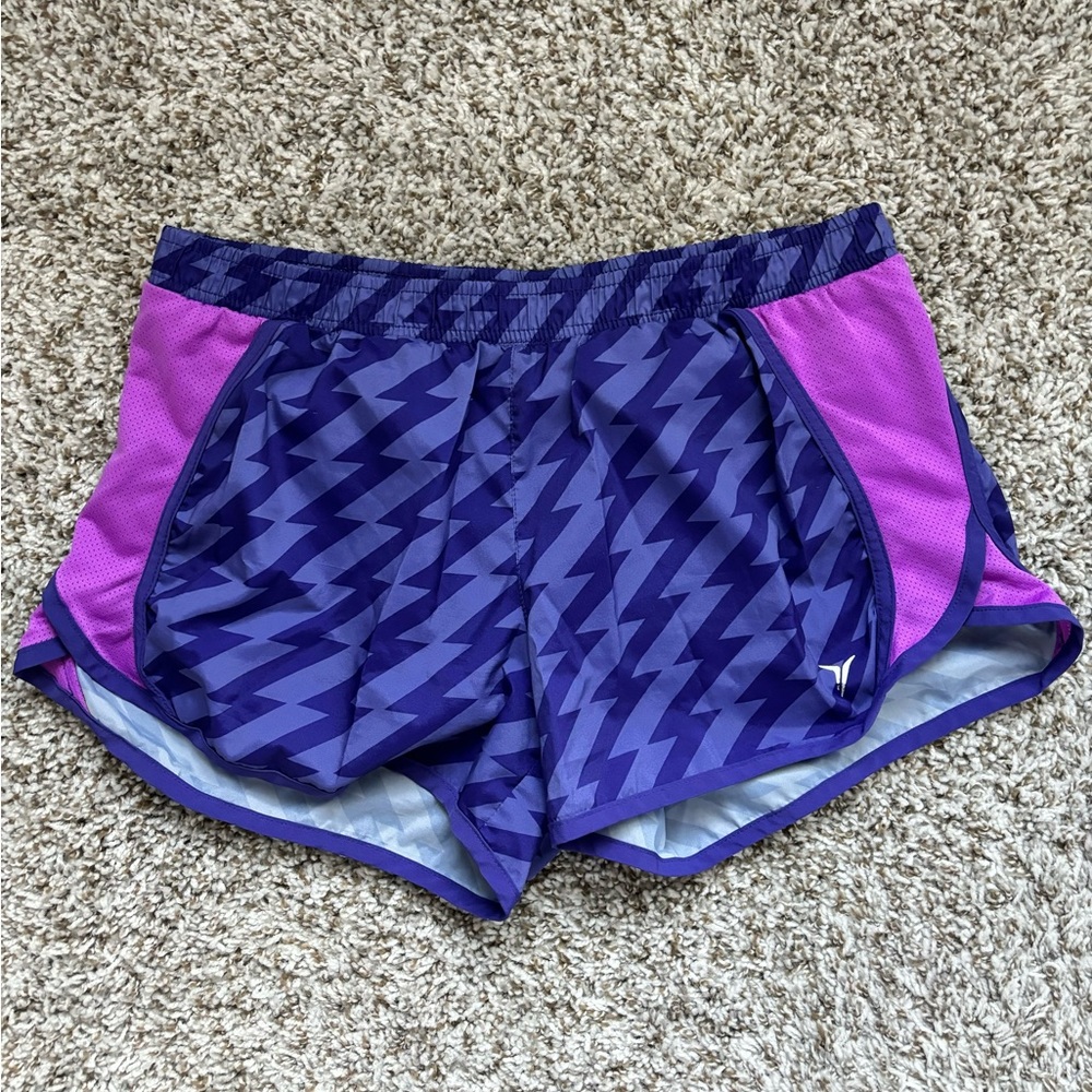 Running shorts